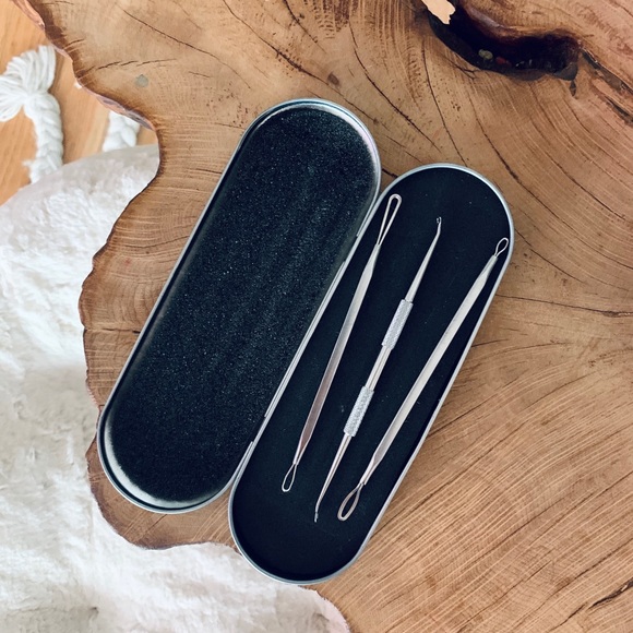 Stainless Steel Extractor/Blackhead Remover - Picture 4 of 5